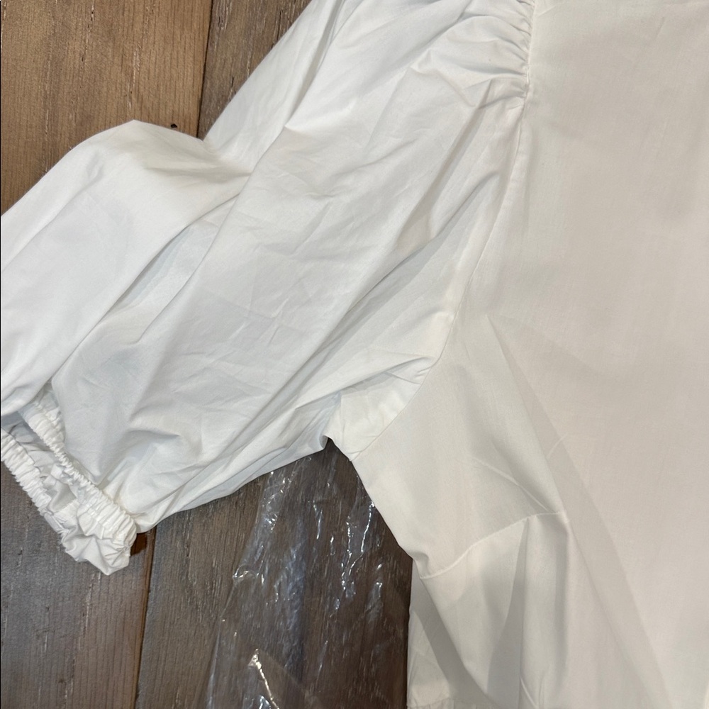 1. State Cream Short Sleeve Blouse with Button Detail - Picture 5 of 8